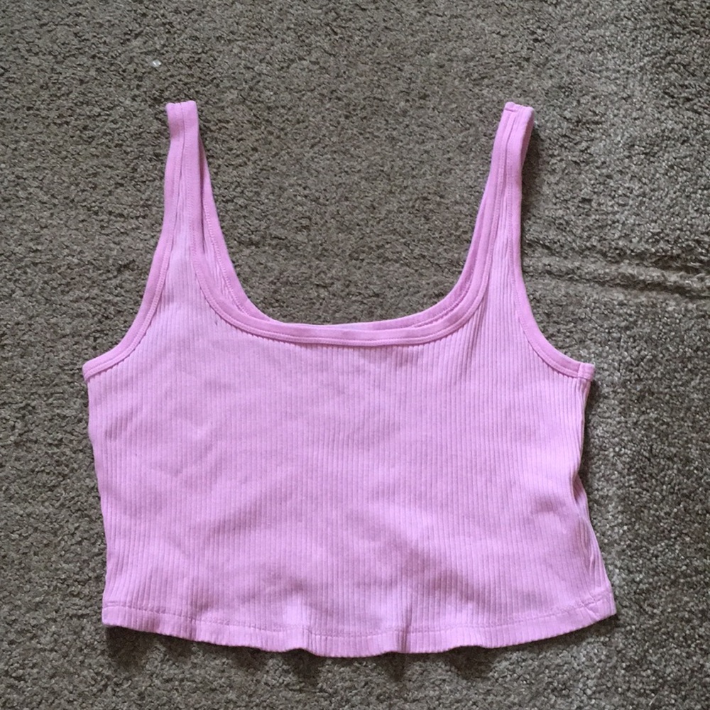 Pink cropped tang